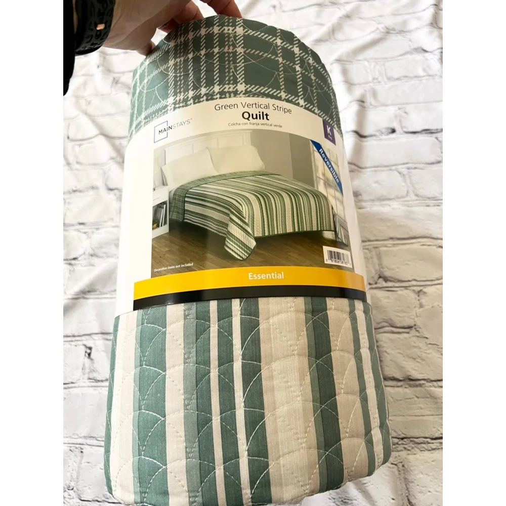 NEW Mainstays Green White Vertical Stripe Reversible Plaid King Quilt